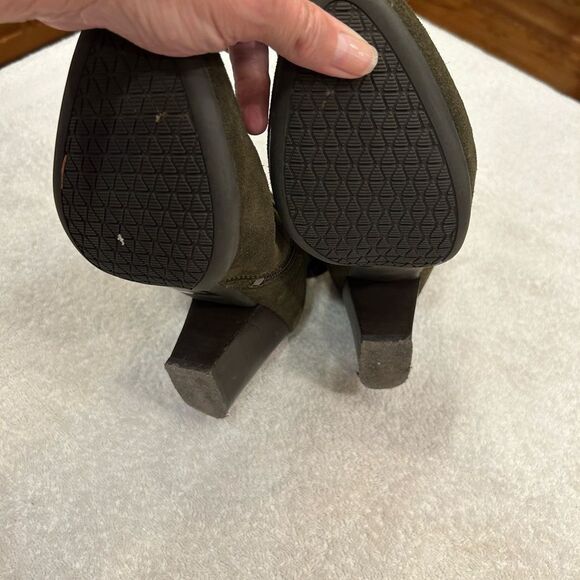 Diba Brown Ankle Boots with Stacked Heel - Picture 4 of 4